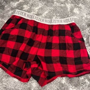 hollister pj shorts (with pockets)